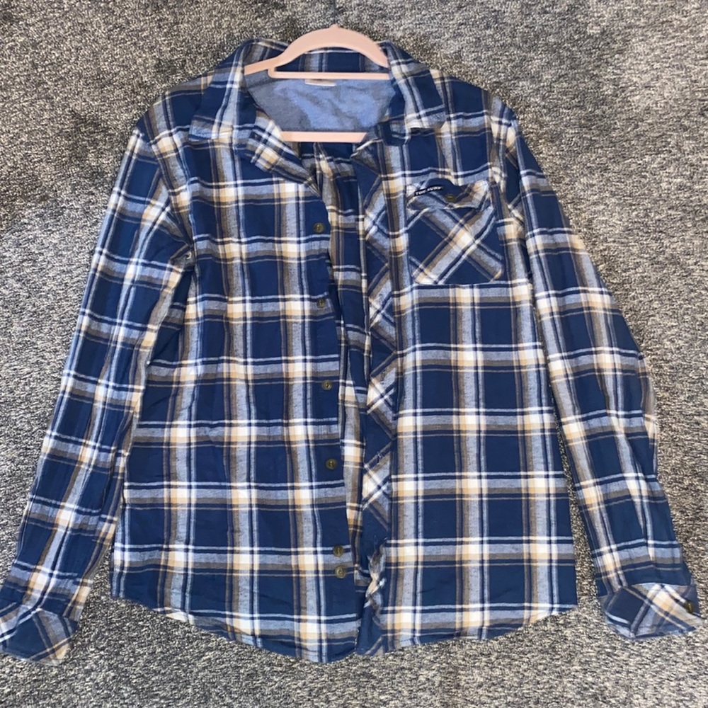 T&C Surf flannel. large. Can wear oversized.